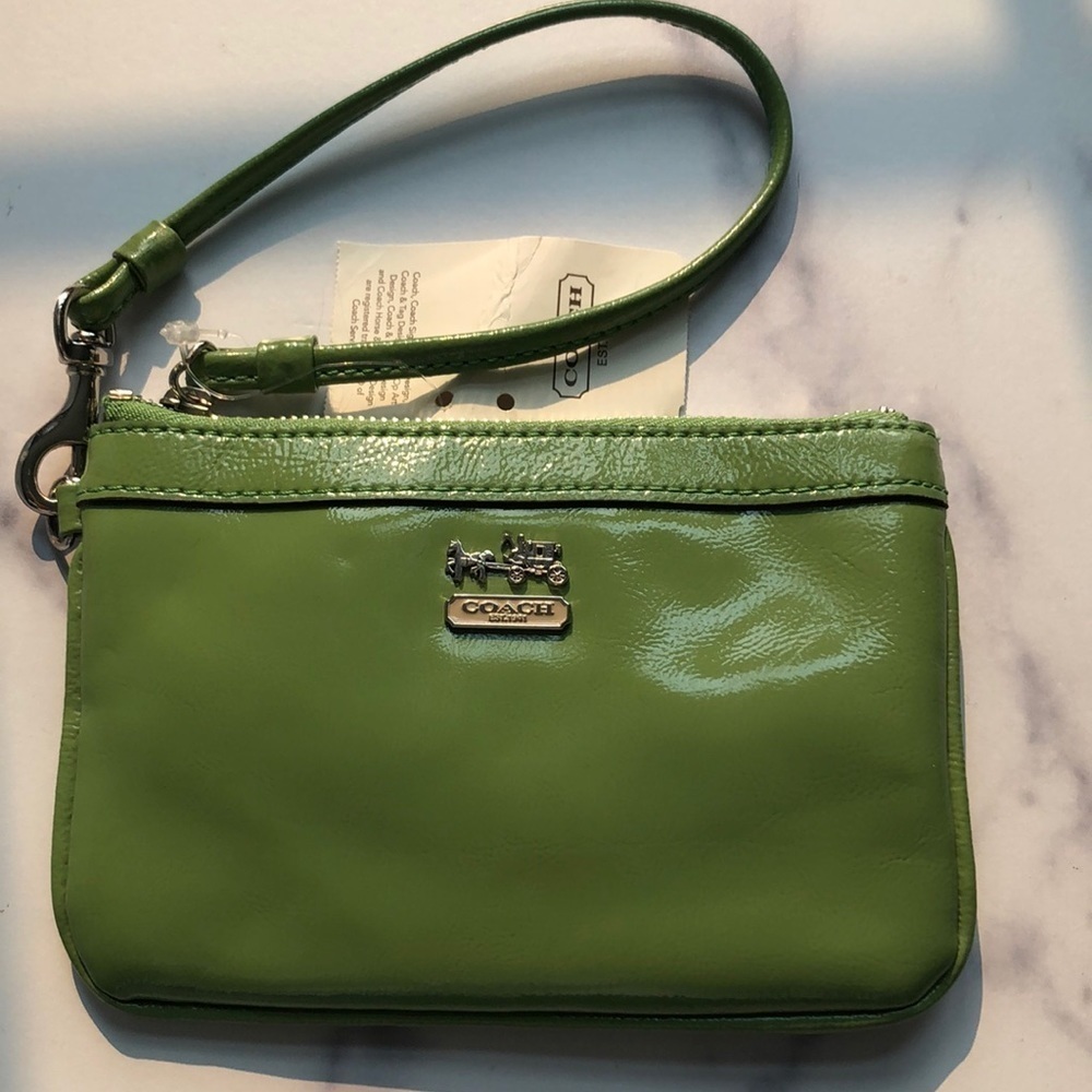 Coach Wristlet Purse In Avocado Green New With Tag